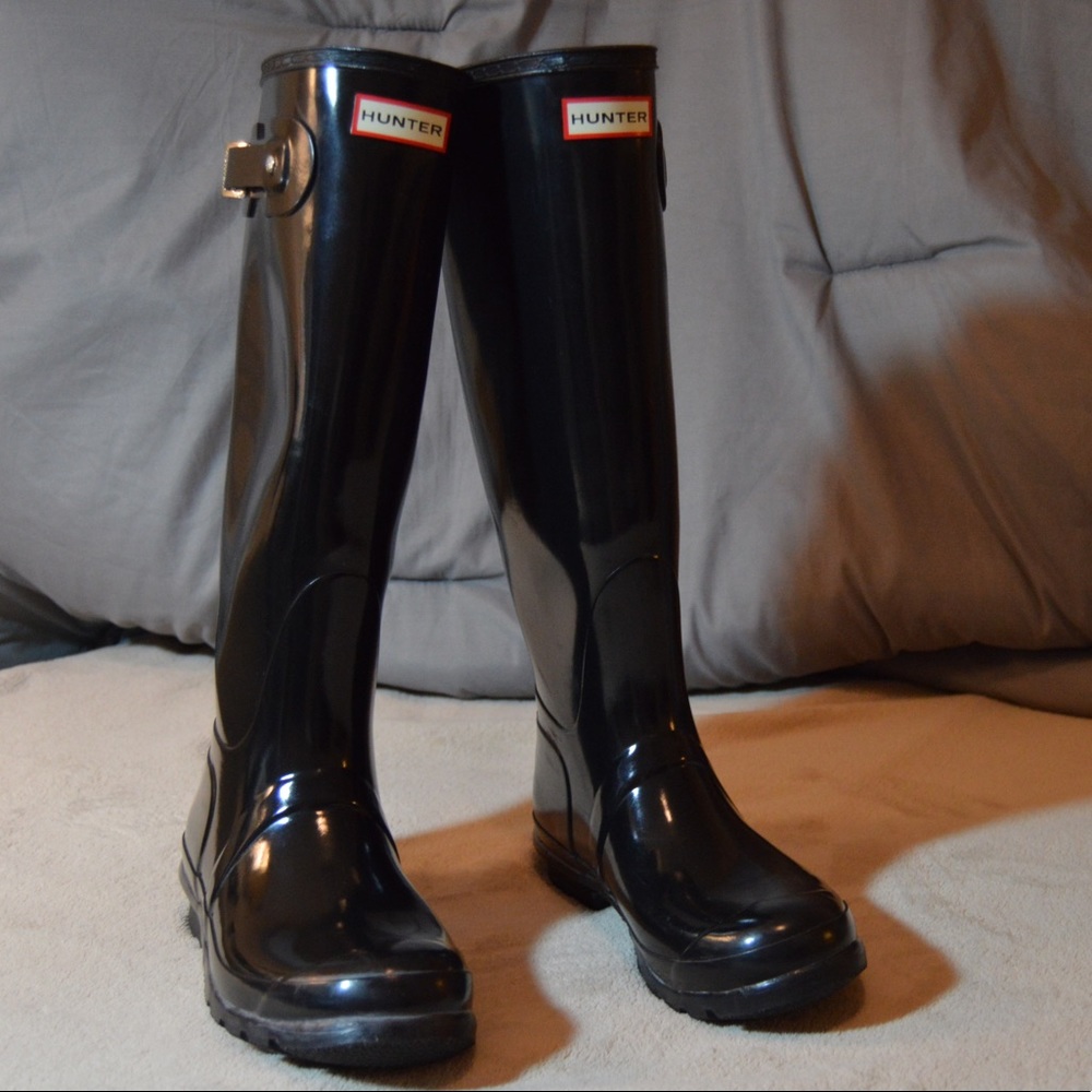 Hunter Women’s Original Tall Gloss Rain Boots
